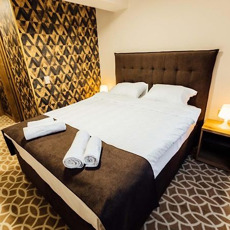 Hotel Livnica Белград Экстерьер фото